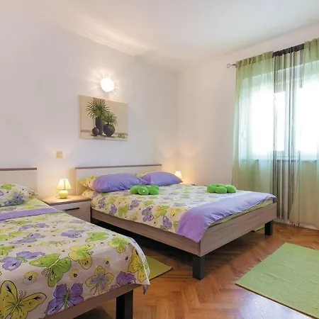 Σπίτι διακοπών House Ma & Ma With Pool, Parking, High Speed Internet, Bbq... Srijane