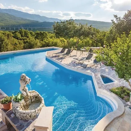 House Ma & Ma With Pool, Parking, High Speed Internet, Bbq... Σπίτι διακοπών Srijane